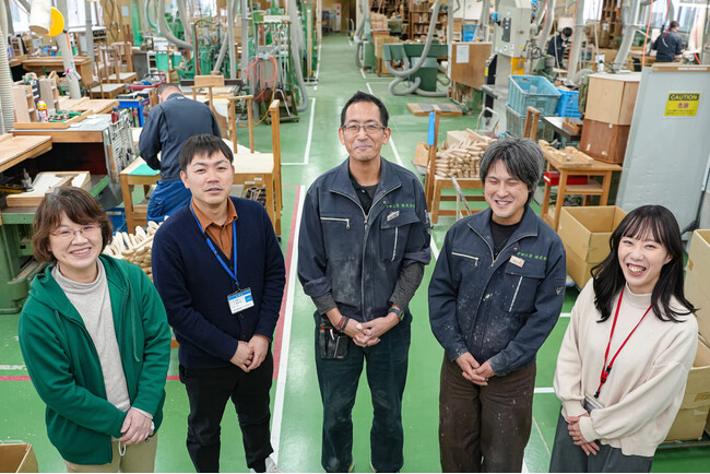 日本唯一の木製ハンガー専業メーカー「中田工芸株式会社」が　NAKATA HANGER ファクトリーツアーを初開催！