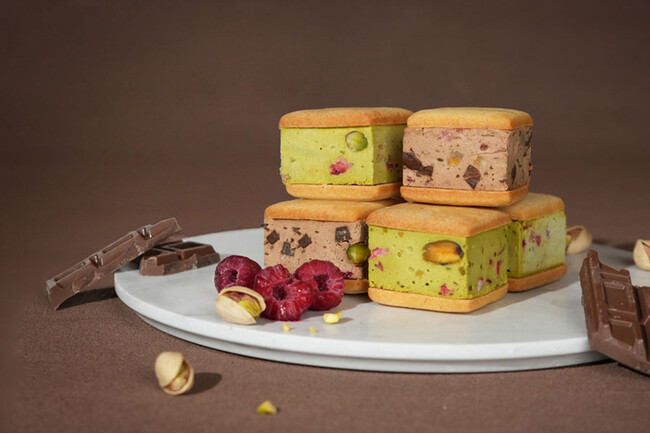 【期間限定】イタリアンチーズケーキ“カッサータ”専門店 This is CASSATA. から、ピスタチオ&チョコのカッサータサンドアソートが登場！