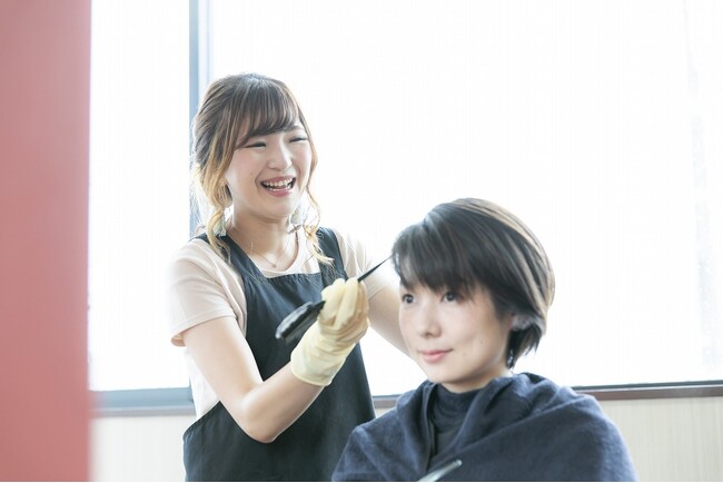 短時間・低価格で髪染めが出来るヘアカラー専門店「カラープラス」が2025年1月18日（土）に岐阜県大垣市にオープン！全体染め・根元染めが【1,100円】で体験できるオープニングキャンペーン実施！