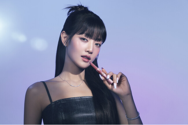 まるで#氷タンフルリップ!? 話題のリップ「3CE シャインリフレクター」で透け感＆ちゅるん仕上がり。数量限定でリップホルダーをプレゼント！