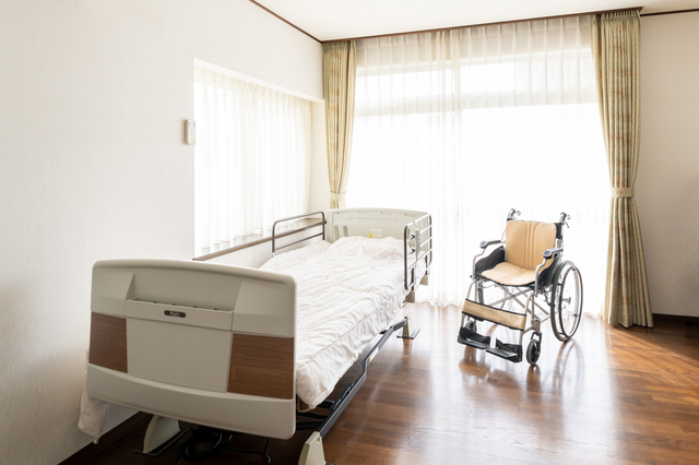 2024年、市場から消えた医療機関は過去最多の786件　医療機関の「倒産」「休廃業・解散」が過去最多に経営者の高齢化、後継者不在が拍車