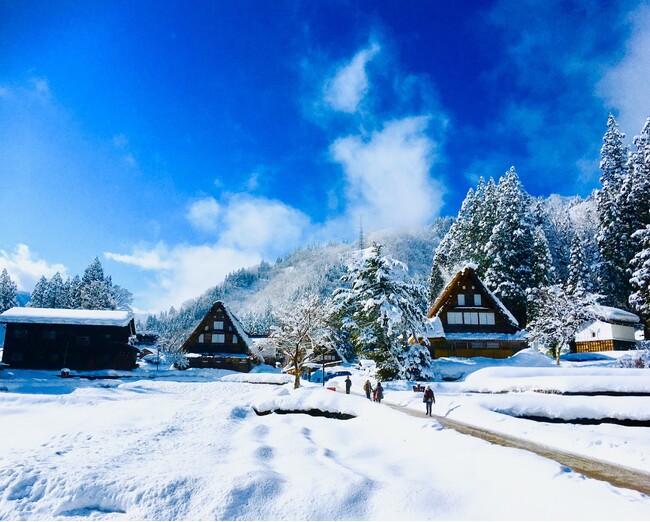 冬だけの絶景！世界遺産「五箇山」「飛騨高山」温泉・美食も楽しむ【富山・飛騨紀行】 好評発売中！