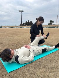 福岡ソフトバンクホークス 牧原大成選手・緒方理貢選手の一年を支える体作りをサポート！新感覚ストレッチ＆リラクゼーション『RE:BODY』