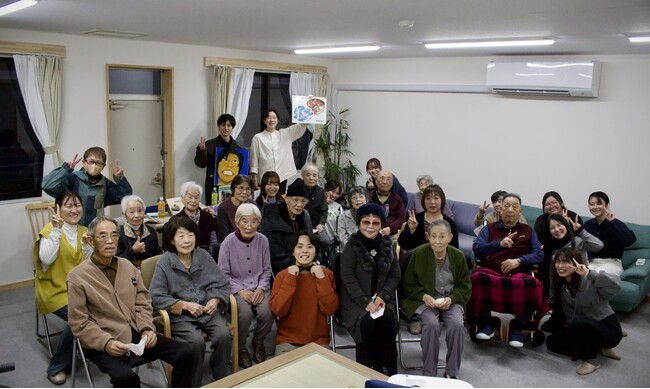 福祉実験カンパニーHelow株式会社が高齢者の「選択」を重視した「クリスマスフェス さやっぽ」を日立市の介護施設で開催