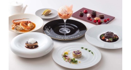 フォアグラのソテーや国産牛の赤ワイン煮、希少な白いちごのデザートも 「バレンタイン特別ディナーコース」【横浜ベイホテル東急】