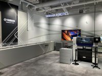 横浜ブランド発信拠点「Yamaha E-Ride Base」に産業用ロボット展示