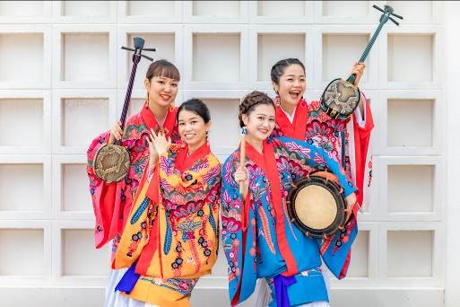 【海洋博公園】南の文化ステージ「民族音楽」＆伝統芸能ステージ「沖縄民謡」を開催！