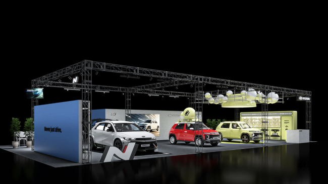 大阪オートメッセ2025に初ブース出展及び新型スモール、高性能EVを展示