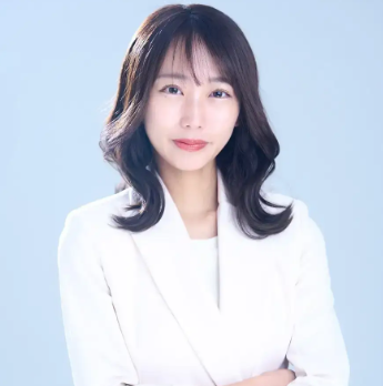 今、教育レベルの高さや生活のしやすさから若い世代にドバイ移住が人気！子育て世代の海外移住の第一人者・宮脇咲がドバイ視察ツアーを50人規模で開催
