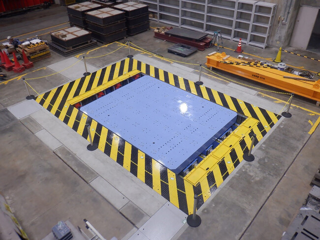 三菱重工機械システム、国立研究開発法人 建築研究所向けに振動台更新工事を完了　　　　　　　　　　　　　　　　　　　　　　　　　油圧式に代えて電動式を採用、省エネ化と性能アップを実現