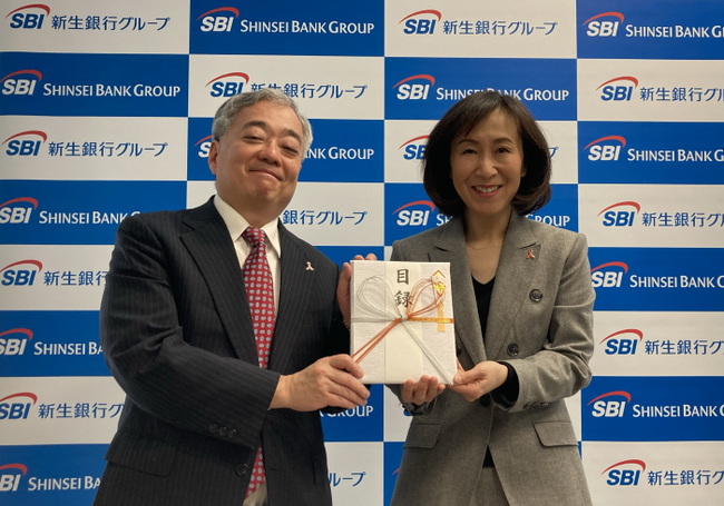 公益財団法人SBI子ども希望財団への寄付金目録贈呈式を実施