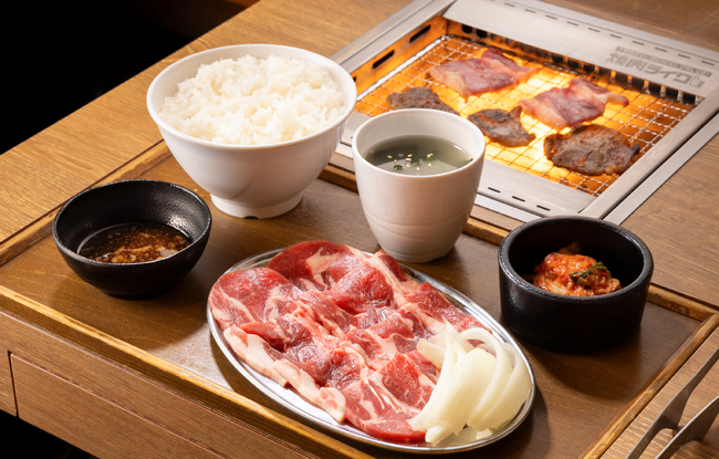 今人気が高まる“第4の肉”ラム肉が焼肉ライクに登場！ひとりでも気軽に楽しめる「ジンギスカン」が2月12日(水)から数量限定販売！