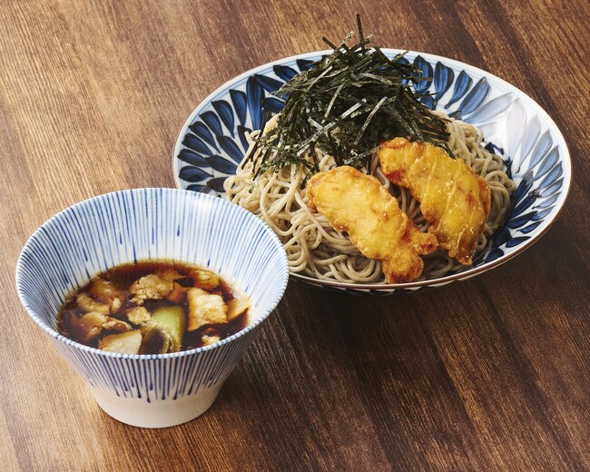 つけ麺スタイルの「肉ネギつけそば」と鶏とたまごの親子共演「ミニ鶏天丼セット」を季節限定販売!