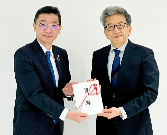 公益財団法人 日本対がん協会へ寄付金を贈呈