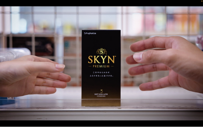 UltraSuperNewが手がけたSKYNのバレンタインキャンペーンムービー「Soft Competition」が公開中