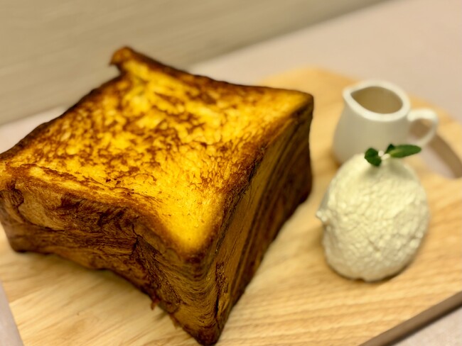 【京都祇園・Bistro×Bar HAKONIWA】隠れ家カフェでいただく、中までふわとろ本格厚切りフレンチトースト