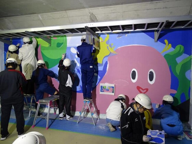 【埼玉県】荒川水循環センターに高校生が制作した壁画が完成しました！