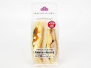 照焼きチキンとたまごサンド たまご2.0倍増量 当社従来比(画像はイメージです。) 照焼きチキンとたまごサンド たまご2.0倍増量 当社従来比(画像はイメージです。)