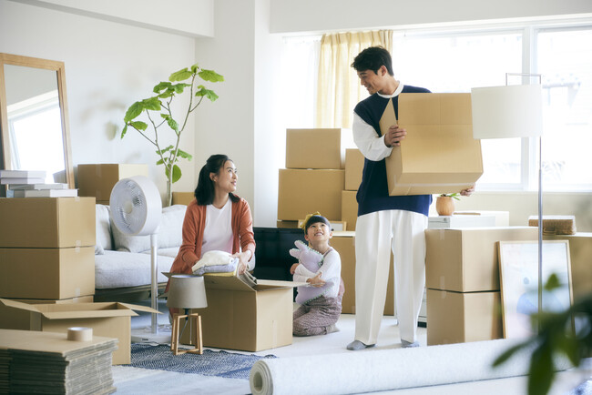 【2025年も引っ越し難民再発か？】引っ越しした人の５割以上が「引っ越し料金の高騰」を実感