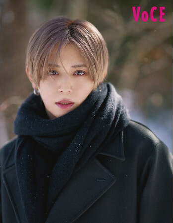 VOCE4月号では、初ソロアルバム＆ライブツアー発表の山田涼介の『snow moon』MV撮影現場に潜入！VOCE4月号は２月20日発売