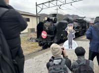 鉄道むすめ「桜沢みなの」11thバースデー企画を3月22日(土)に「桜沢みなのバースデー撮影会@広瀬川原車両基地」を開催　乗務員手帳仕様の記念乗車券や新グッズも販売！