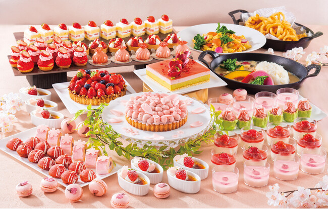 ローズホテル横浜　春の訪れを感じる華やかなスイーツとともに「苺と桜のスイーツブッフェ」