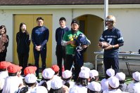 次世代につなぐESG投資の一環として、
小学生向けにフラッグフットボールの体験授業を実施
～社会人アメリカンフットボールチームのオービックシーガルズとともに小学校で共同開催～