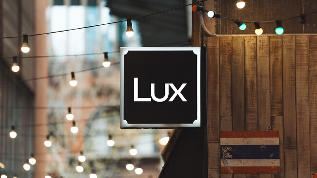 プロの映像を最短24時間で、「Lux」リリース！