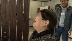 故郷の島で再びはさみを握った９２歳パワフルおばあちゃん美容師！常連さんとの再会で歓喜&号泣！涙と笑いで綴られた感動作。