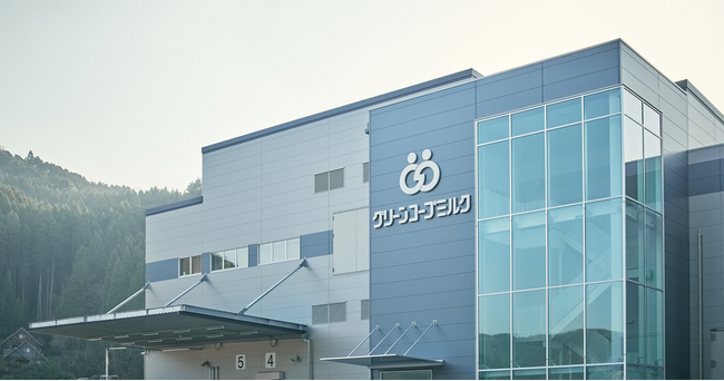 株式会社グリーンコープミルク びん牛乳工場、開所国内最大級「共生・循環型 酪農プロジェクト」の一環／年間700万本を生産