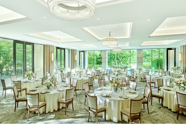 春デートや女子会におすすめ！結婚式場の披露宴会場で桜を眺めながら楽しむ2日間限定アフタヌーンティー「桜ガーデンテラス」OPEN