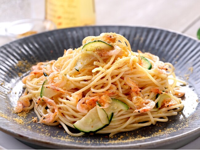 ピザーラから春を感じるサクラ色の本格パスタが新登場！！　『ボッタルガと桜海老のパスタ』発売