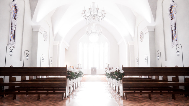 結婚式場の3割が赤字、市場はコロナ前に戻らず「披露宴」規模の縮小痛手　人件費などの運営コストが増加、単価の改善に課題