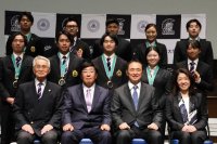 ◆関西大学でパリオリンピック出場の西田選手らを表彰◆第33回大島鎌吉スポーツ文化賞授与式開催