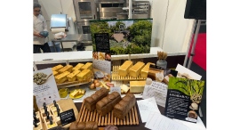 日本一のパン職人を競う大会で堂々の第2位!仲間に支えられ、感謝を胸に。3度目の挑戦で栄光の受賞 日本一のパン職人を競う大会で堂々の第2位!仲間に支えられ、感謝を胸に。3度目の挑戦で栄光の受賞