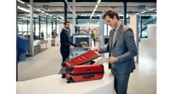 ライフスタイルを彩るビジネス＆トラベルギアやマルチツール、ウォッチを取り揃えたビクトリノックス あべのハルカス店がオープン