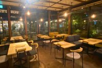 軽井沢や八ヶ岳で人気の「ELOISE's Cafe甲府店」が、週末限定の夜営業(21時まで)を3月よりスタート！