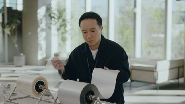 企業広告シリーズ「DNPの一面！」の新作「高機能マテリアル」篇の放送を開始