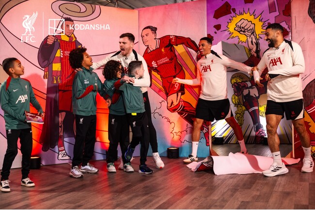 リバプールFCサラー、ロバートソン、トレント選手がワールド・ブック・デイ特別企画でサプライズ登場！