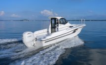 フィッシングボート「F.A.S.T.26EX」 新発売～フィッシングボートのロングセラーモデルにクローズドキャビン仕様を追加～