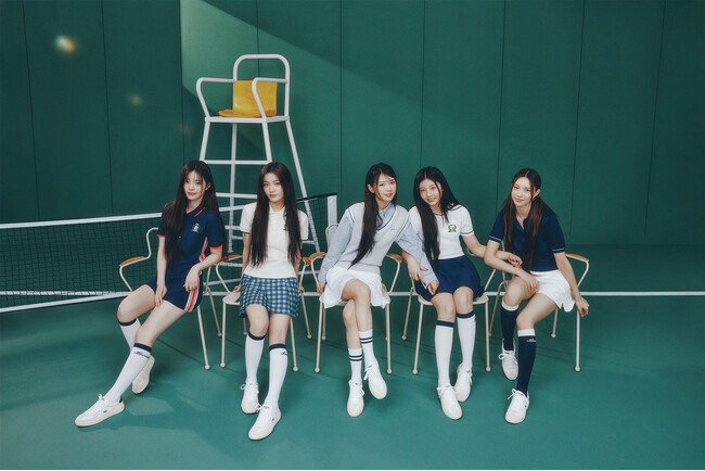 世界中で人気沸騰中のK-POPガールグループILLIT（アイリット）が、日本ではグループ初となる広告出演 ラコステ ジャパン『ラコステ履いてどこいこう？』広告キャンペーンのアンバサダーに就任しました