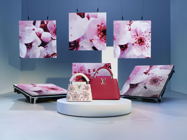 【ルイ・ヴィトン】「LOUIS VUITTON × MURAKAMI」の第2章「チェリーブロッサム」のモチーフやパッチなどがあしらわれたバッグを3月14日より発売開始
