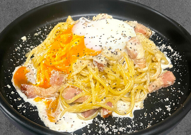 カフェ『and梅田』の『自家製フォカッチャ食べ放題【生】パスタランチ』がリニューアルして新登場！