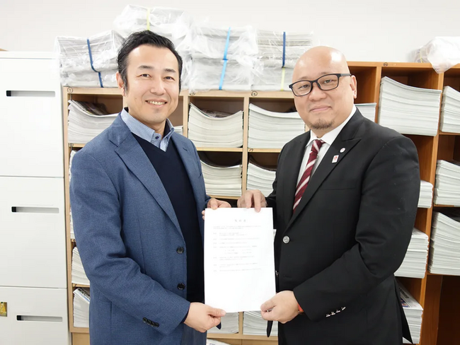 フロムジャパンエースと週刊大阪日日新聞が事業提携を締結─インフルエンサー活用で「デジログ」始動