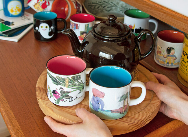 【発売開始】大ヒット絵本キャラクターグッズ「ロングセラー絵本マグカップ」の2種類『おおきなかぶ』＆『ぞうくんのさんぽ』が待望の再販！