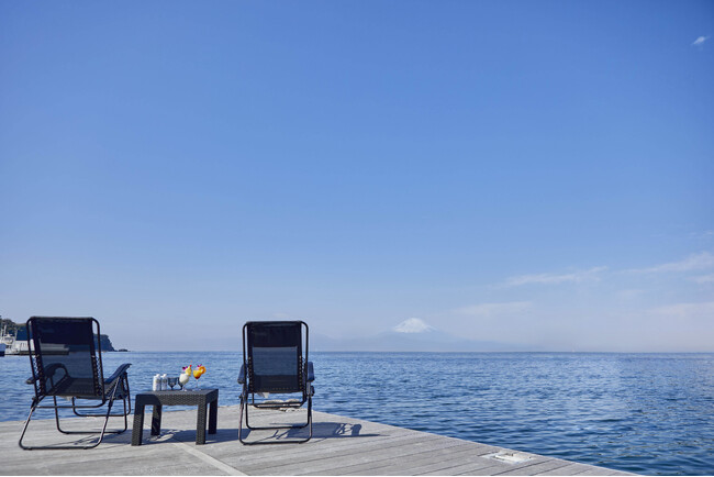関東初！海に浮かぶ「海上サウナ」が三浦に誕生。テントサウナからそのまま海にダイブ！富士山を望む絶景×天然の水風呂「海風呂」で