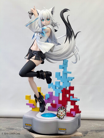 『hololive SUPER EXPO 2025』にて、 白上フブキ・大神ミオ 等身大フィギュアが登場！