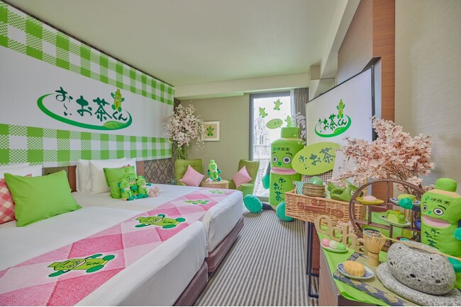 世界初！伊藤園「お～いお茶」とのコラボレーションルームが期間限定登場！「お～いお茶くん」に“ほっと”癒される、春の非日常ステイ『「お～いお茶くん」デコレーションルーム』販売開始