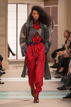 【ルイ・ヴィトン】2025秋冬ウィメンズ・コレクションを発表