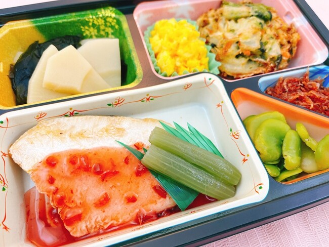 3月の“ご馳走の日”は「梅香る春の訪れ彩り弁当」をお届け